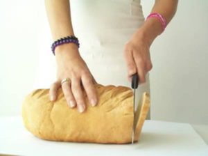 Резать хлеб во сне - к препятствияям